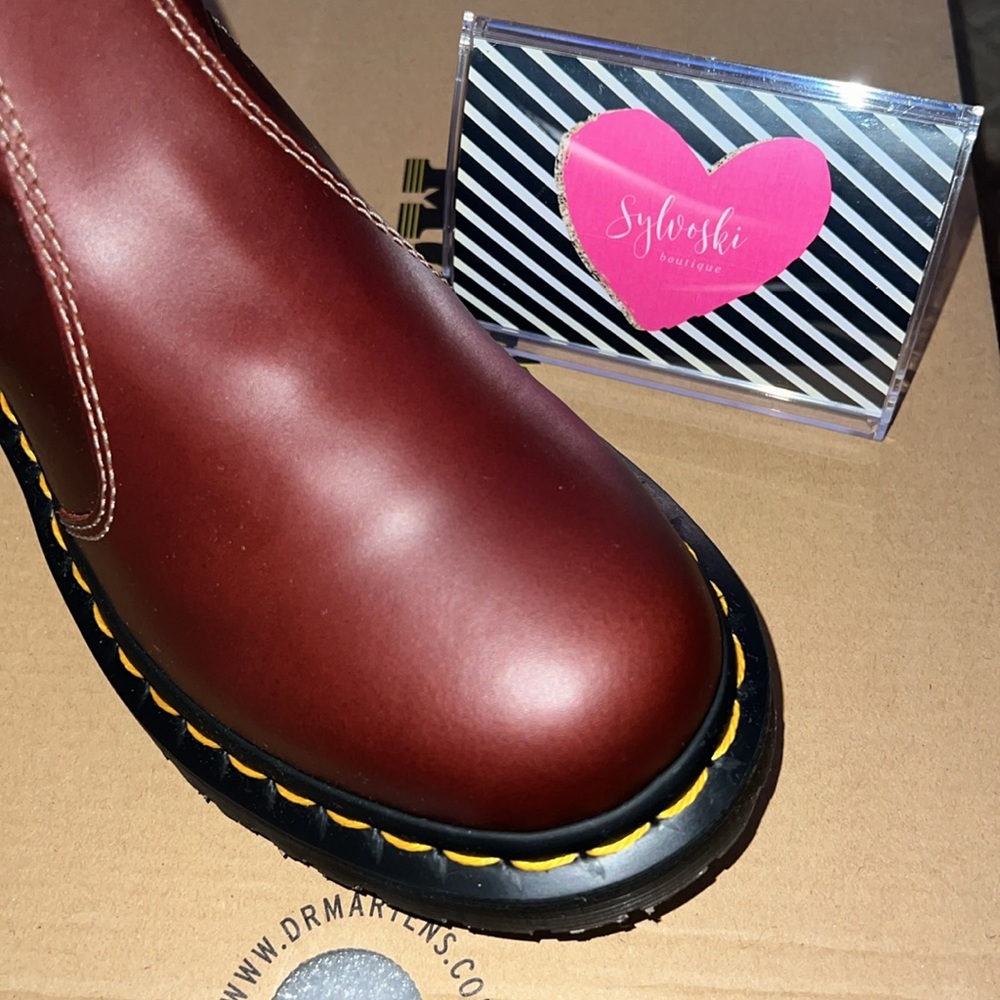 🔥DR MARTENS 2976 LEONORE FAUX FUR LINED CHELSEA BOOTS NWT - Picture 14 of 16